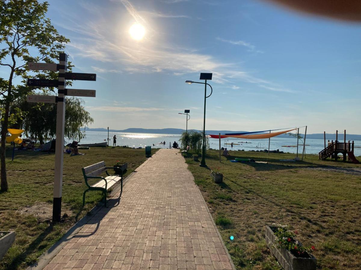 Willa Sa-Lak Balatonszárszó Zewnętrze zdjęcie