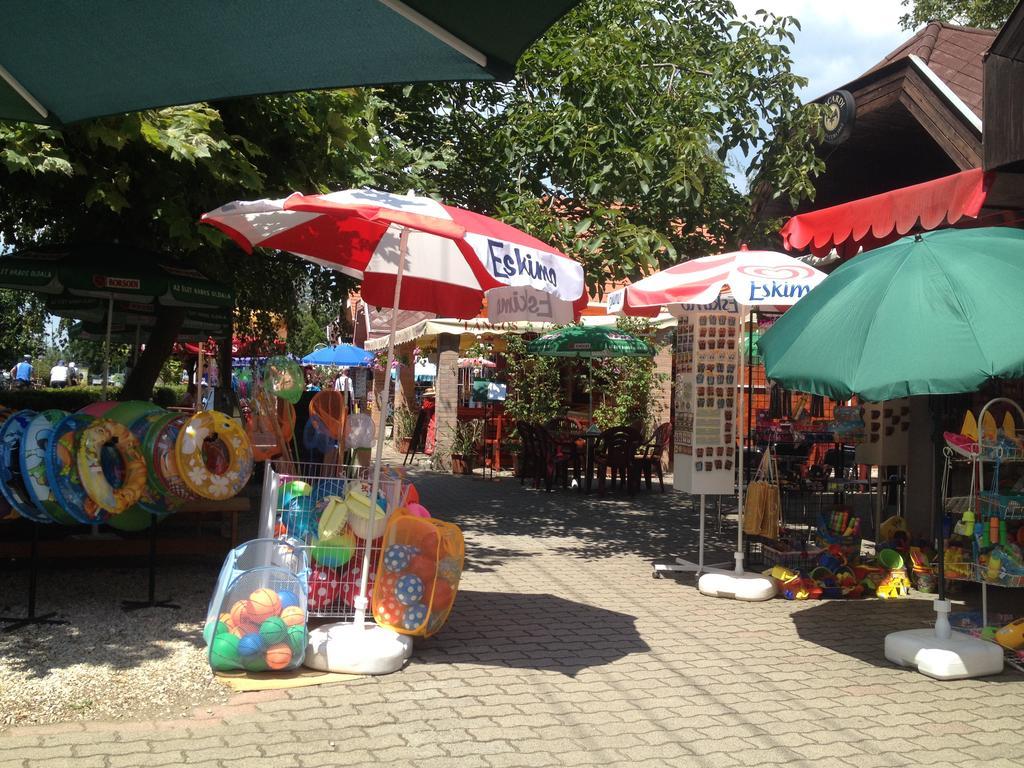 Willa Sa-Lak Balatonszárszó Zewnętrze zdjęcie